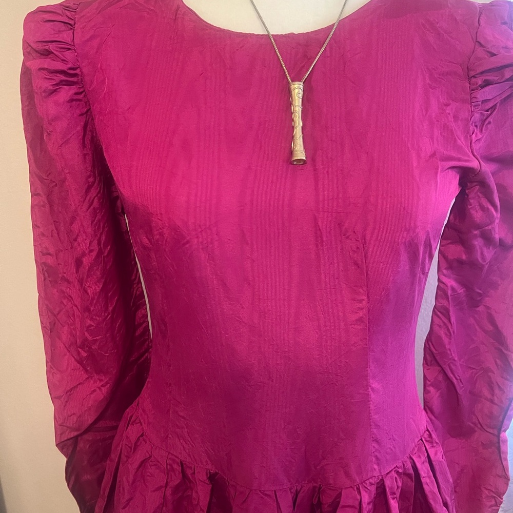 Cute long dress - fabric compressed effect.